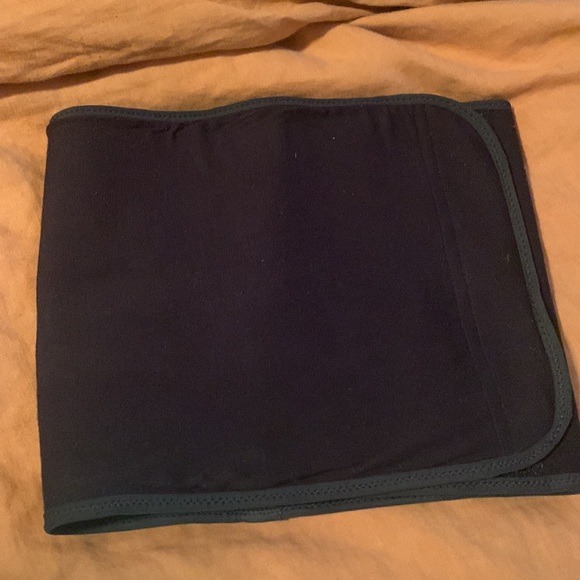 Belly bandit postpartum wrap - Picture 2 of 4